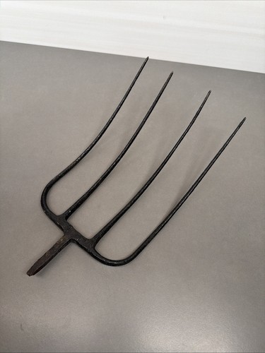 Vintage tine cast iron - vintage,