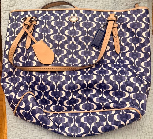 Coach peyton dream zip top - peyton,