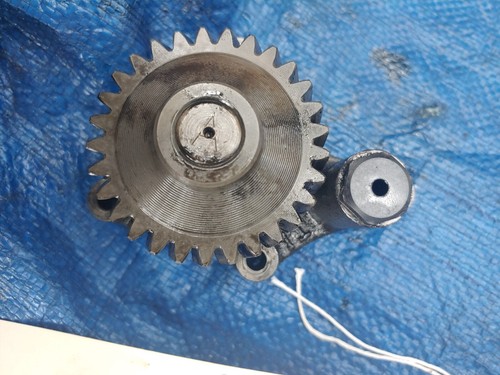 Yanmar 3tnv82a oil - oil, pump
