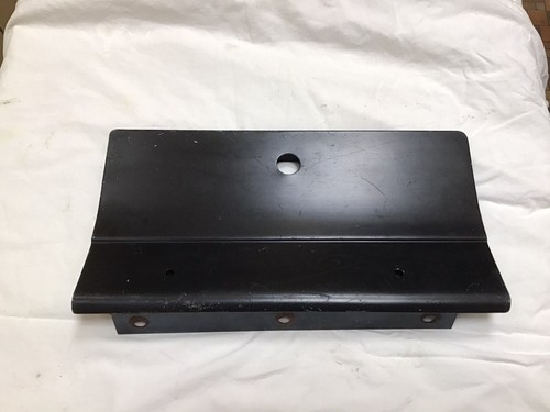 Glove box door with hinge - box,