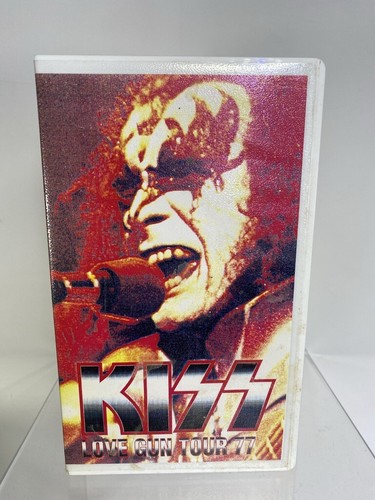 Kiss love gun tour - kiss,