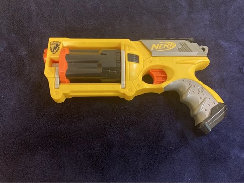 Nerf elite strike maverick - n-strike,