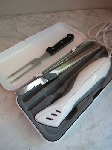 Oster white electric carving - white,
