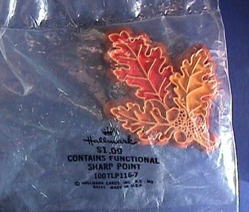 Hallmark pin thanksgiving - hallmark,
