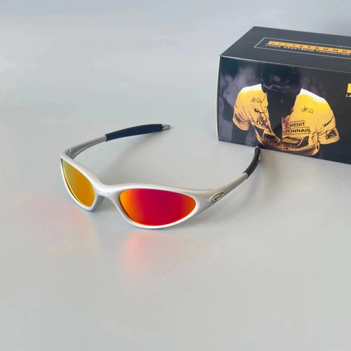 Oakley mitute silver - mitute,