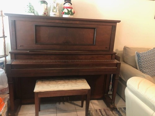 Vintage piano 500 obo - $500,