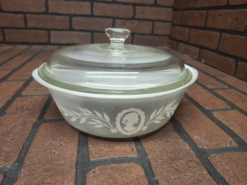 Vtg glasbake cameo milk - vtg,