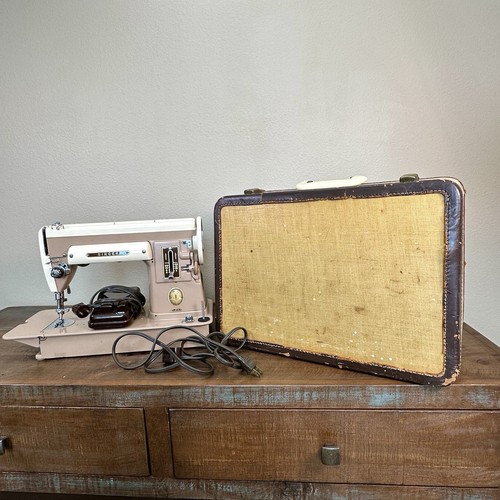 Vintage singer sewing machine - singer,