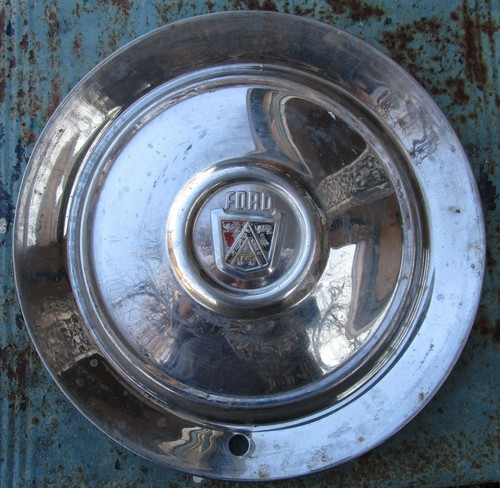 1950 vintage hubcap ford - hubcap,