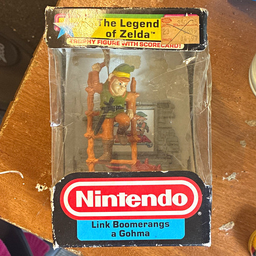 Nintendo zelda link boomerangs - nintendo,