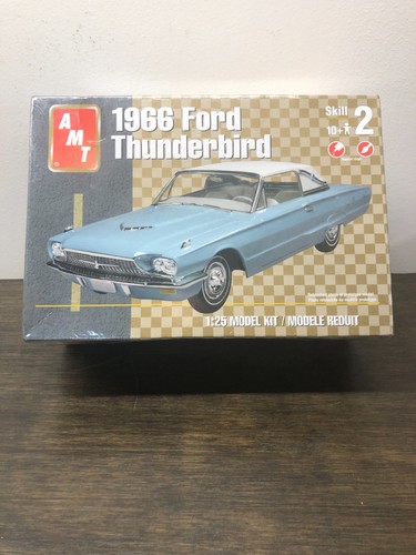 Amt ertl model kit - -,