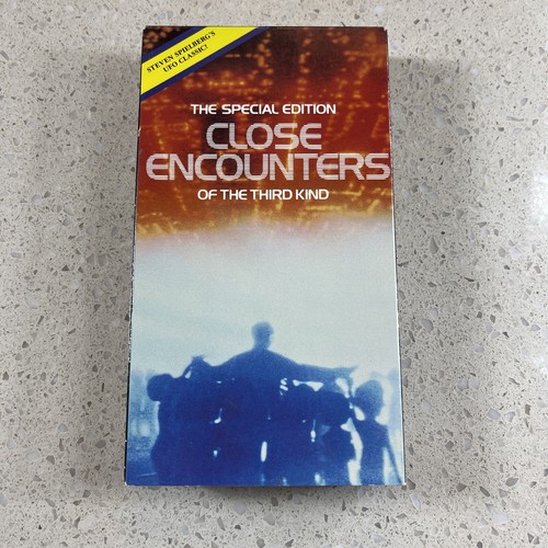 Close encounters the third - close,