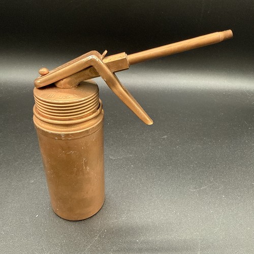 Small pump oiler - oiler, oil