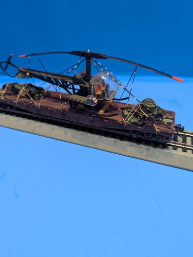 Bell sioux helicopter train - 47,