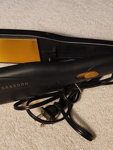 Vidal sassoon flat iron - vidal,