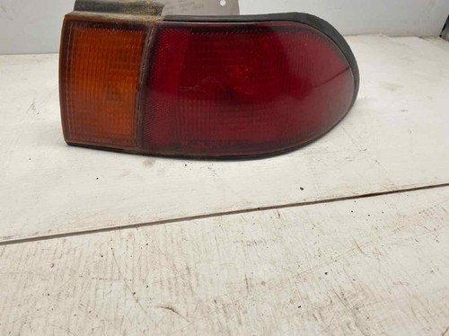 1997 nissan sentra tail light - nissan,