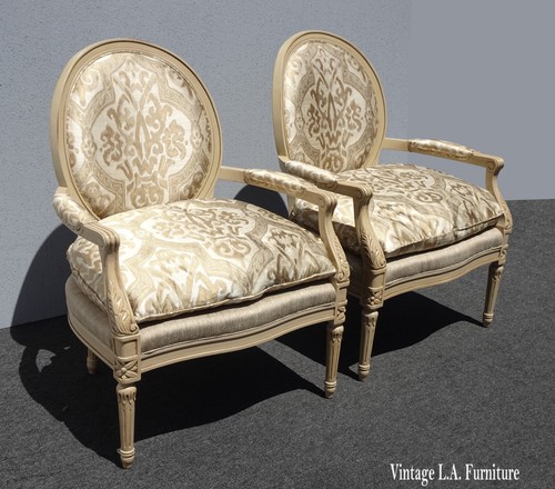 Pair classic henredon - pair,