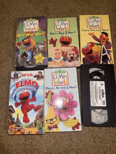 Lot elmo world - elmo’s,
