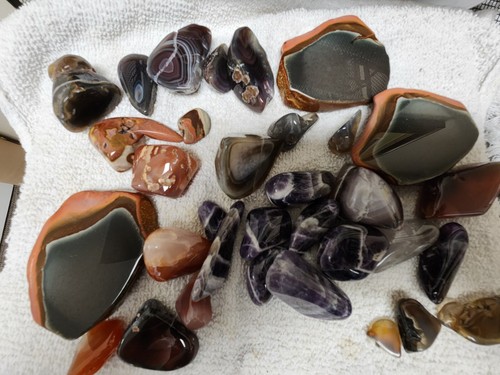 Assorted tumbled gemstone - assorted,