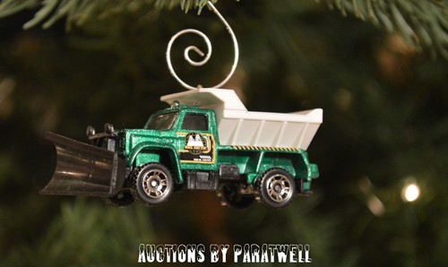Highway maintenance snowplow - maintenance,