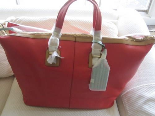 Nwt coach legacy travel bag - nwt,