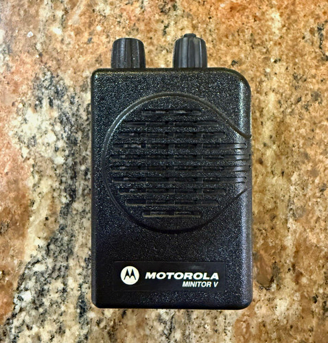 Motorola minitor pager vhf - motorola, v