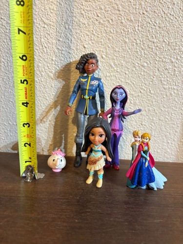 Disney girl figures - of, 5