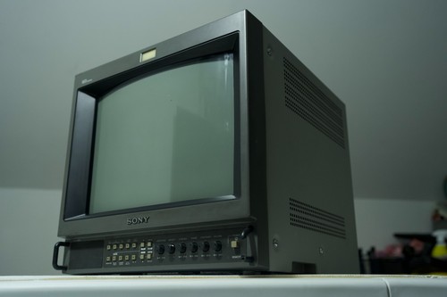 Sony pvm 14m4u - sony, 13"