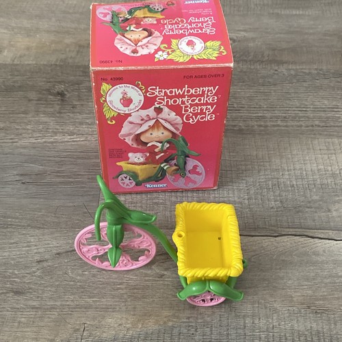 Strawberry shortcake berry - strawberry,