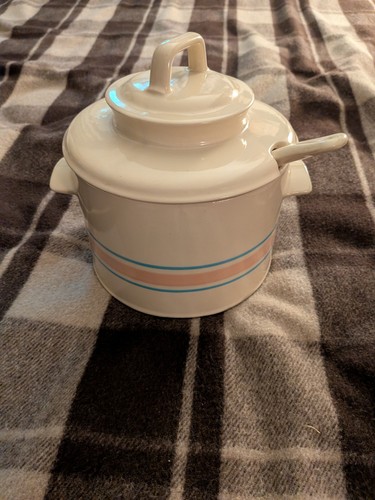 Mccoy vintage bean - bean, pot
