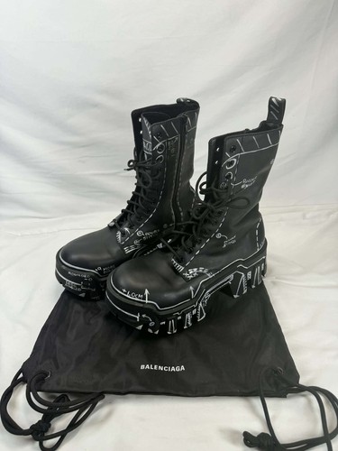 Balenciaga strike graffiti - strike,