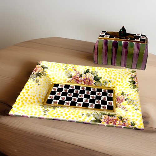 Vtg retired design - retired,