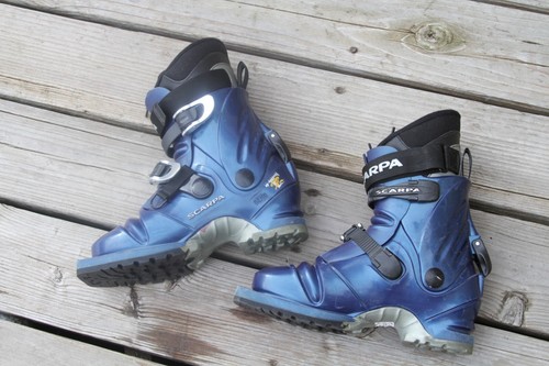 Scarpa backcountry ski - t2,