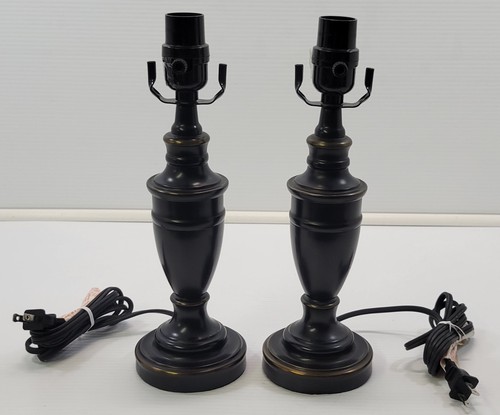 Pair 2 dark - *c), black