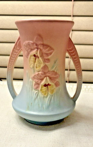 Hull pottery double handle - pottery,