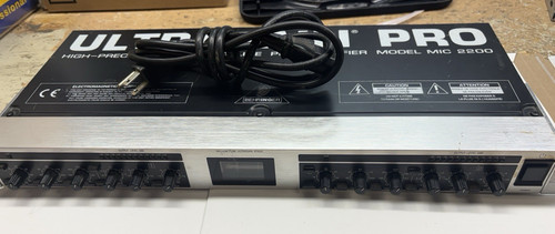 Behringer mic2200 ultragain - behringer,