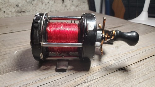 Shakespeare skp 2500 bait cast - shakespeare,