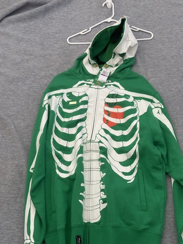 Lrg carrots dead serious zip - carrots,