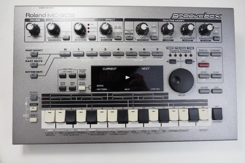 Roland 303 groovebox - roland, mc-303