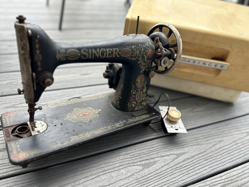 Antique singer sewing machine - antique,