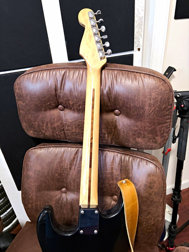 1994 fender squier strat - squier,