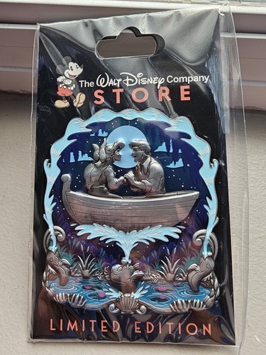 Disney dec twdc pins - dec, water