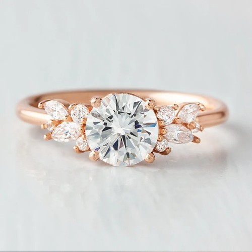 2ctw round cut vvs1 moissanite - round,