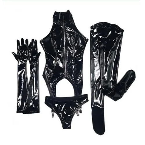 Plus size women - pvc, 4