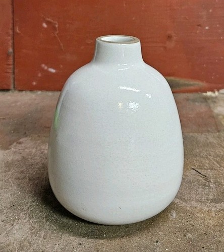 Heath ceramics bud vase - 4”,