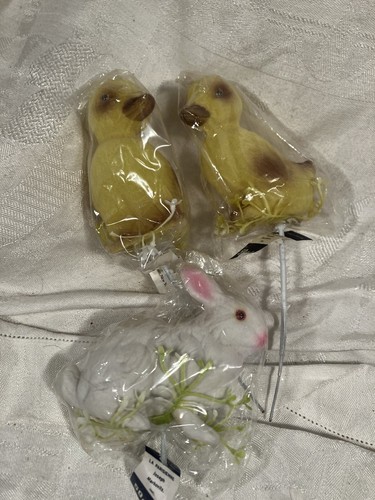 Flocked easter bunny - &, chicks