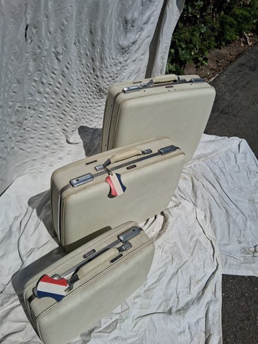 American tourister piece - tourister, 3-piece