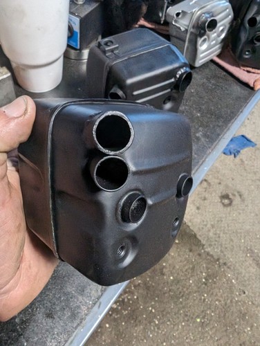 Husqvarna chainsaw ported - chainsaw, shot
