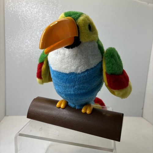 Talking toucan parrot - talking,