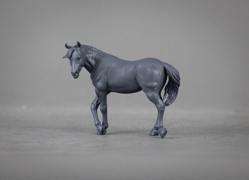 Basil breyer mini whinnie - basil,